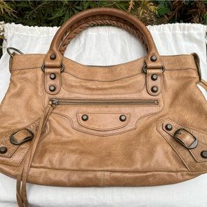 Balenciaga Chevre Classic Hardware First Caramel